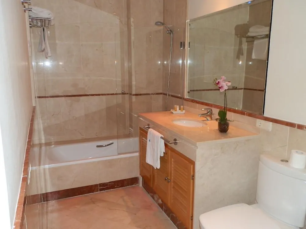מארבלה Mimosas Suites Banus